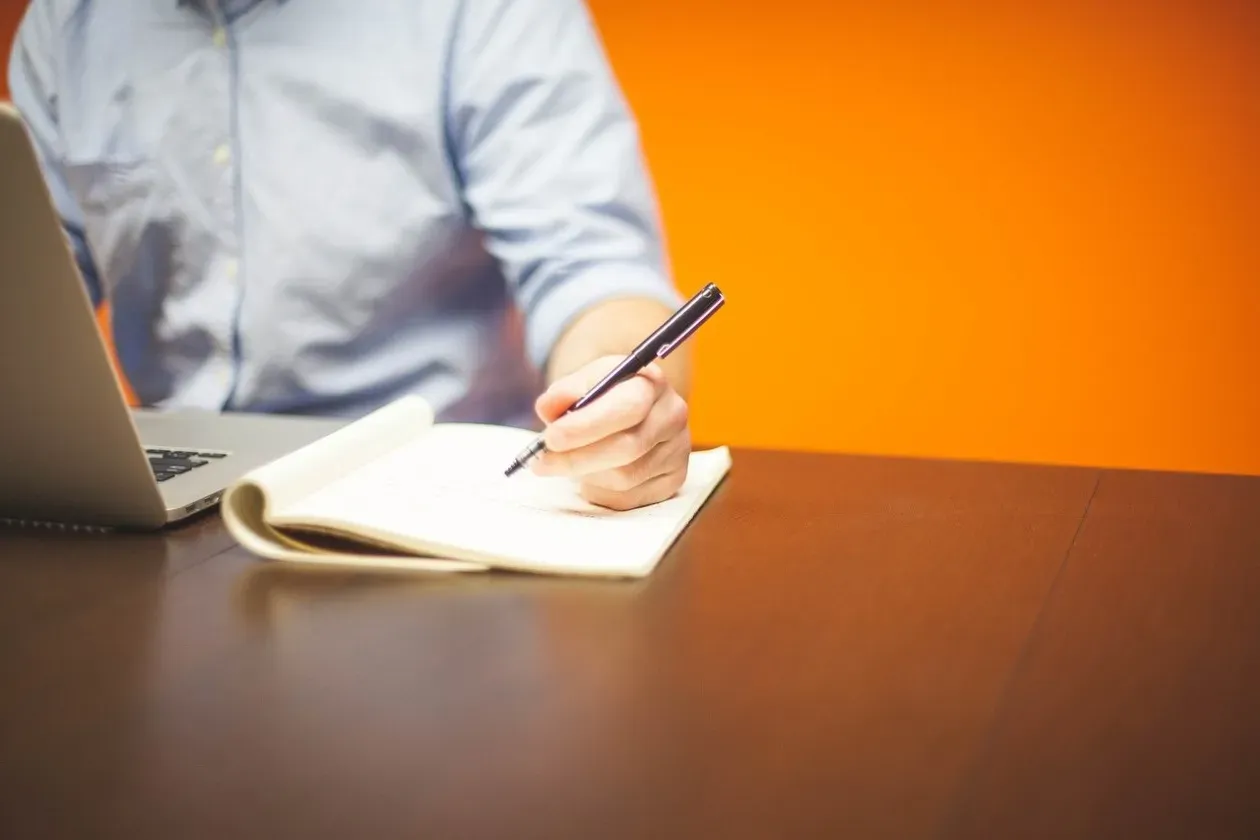 Ethical Outsourcing vs. Traditional Outsourcing: Key Differences